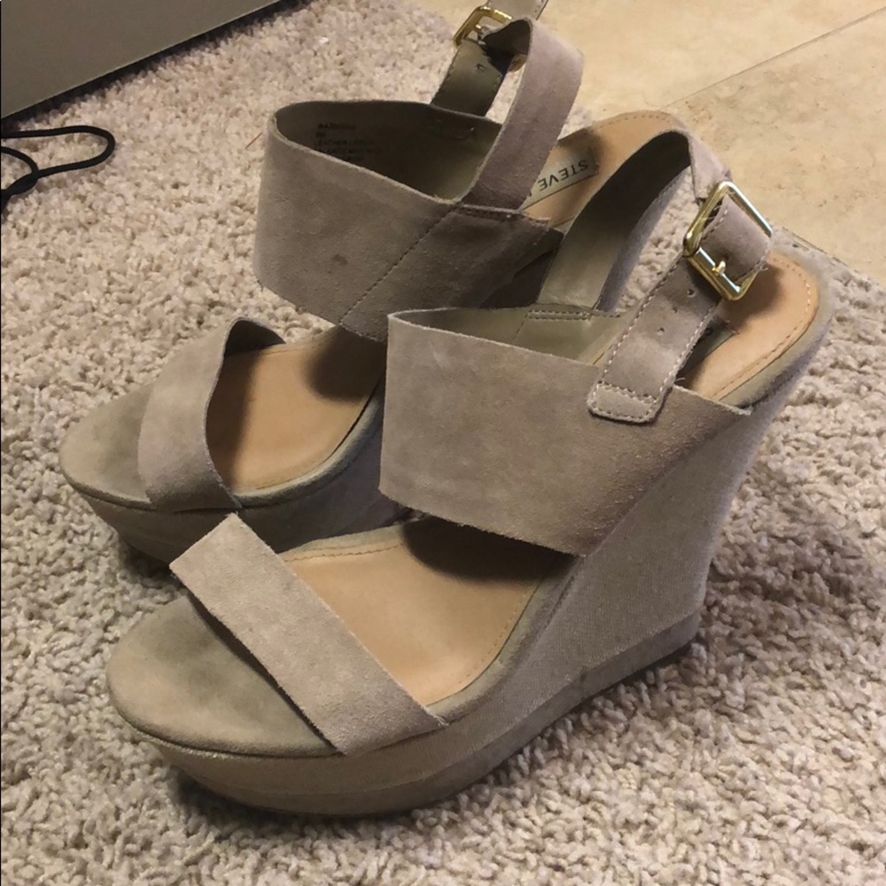 Steve Madden leather wedges light brown 5 inch